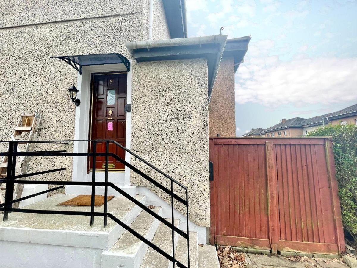 Cardonald Central Глазго Екстер'єр фото